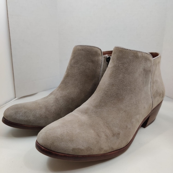 SAM EDELMAN Petty Chelsea Ankle Booties Suede Tan Women 7.5M Low Heel Almond Toe - Picture 4 of 16